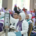 Jemaah Debarkasi Surabaya tiba di tanah air.